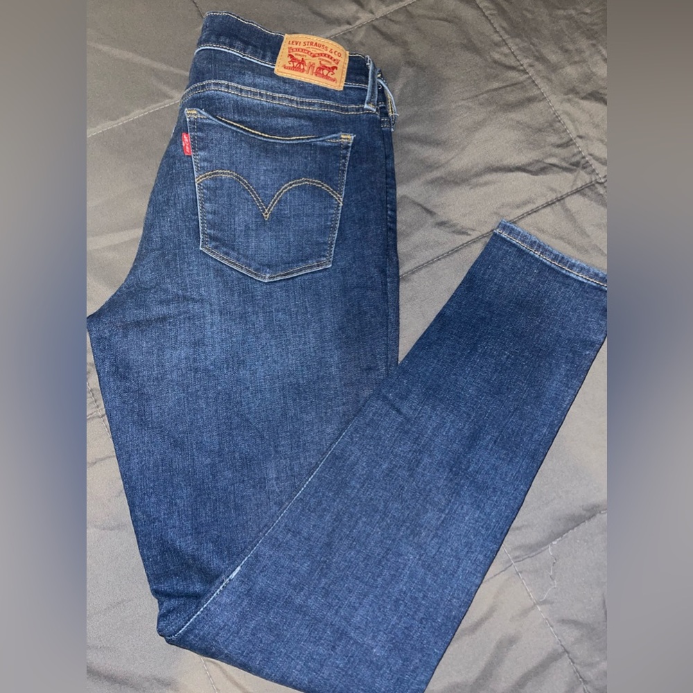 Levis 710 size 30